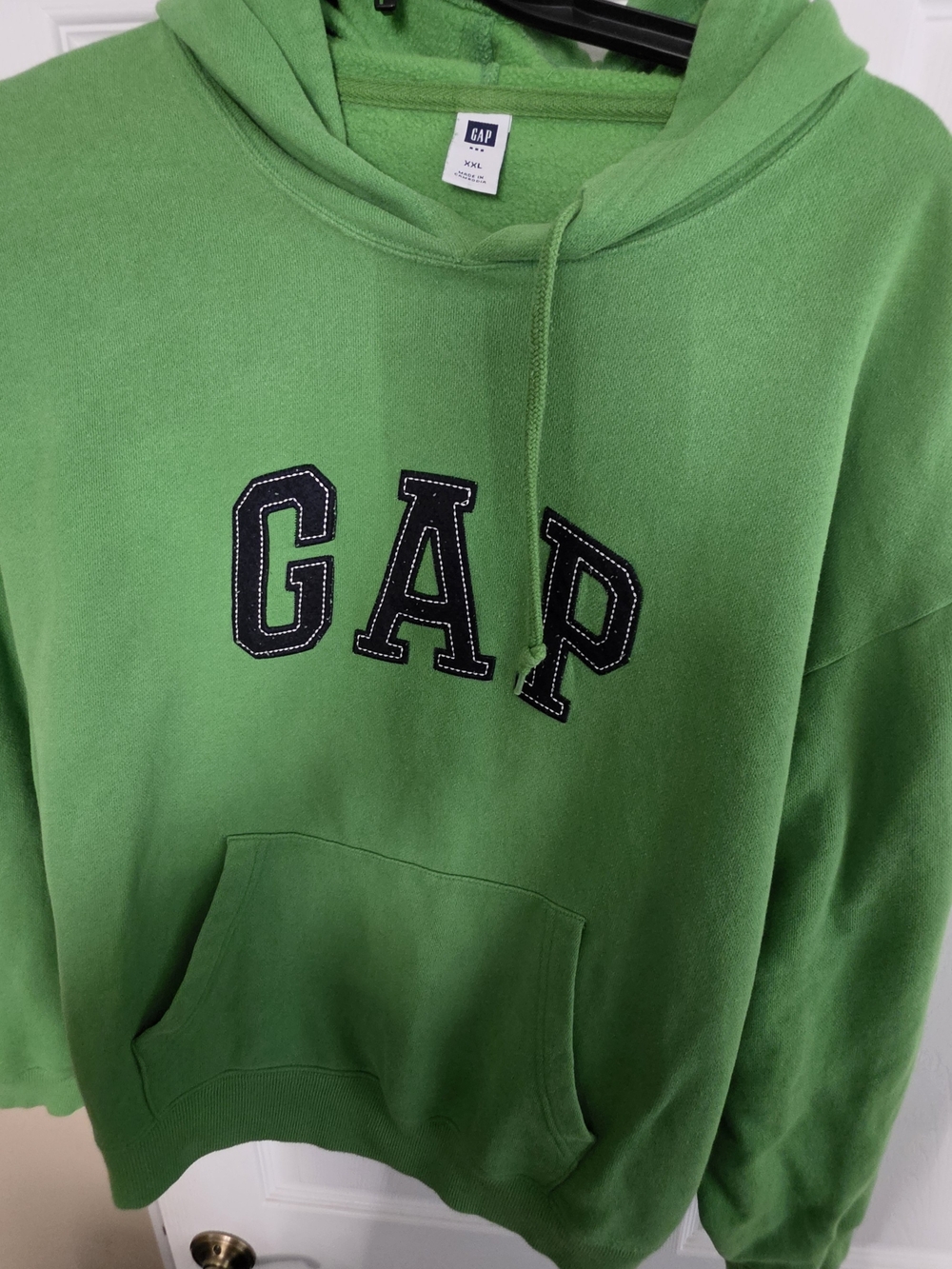 GAP Men's/Womens Bright Green Hoodie with Navy Appliqué Unisex 2x